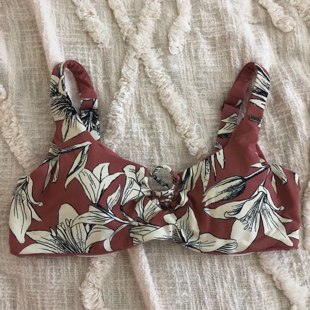 Roxy supportive bikini top